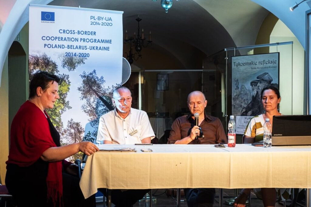 Дзень чацвёрты. Фота 18. Камунікацыйная і інфармацыйная панэльная дыскусія з экспертамі «Тыкоцін – багацце і разнастайнасць яўрэйскай культуры на польска-беларускай мяжы», г. Тыкоцін